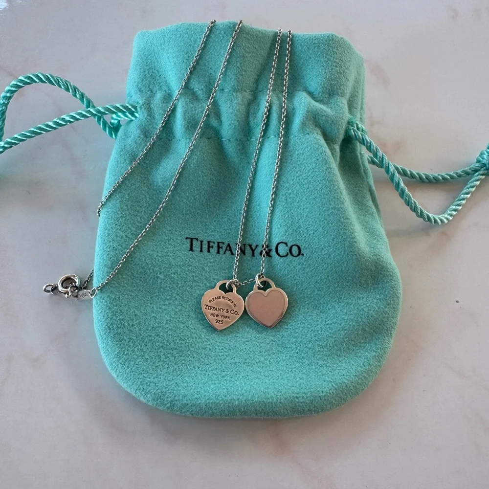 Tiffany & Co. mini hearts necklace - Picture 1 of 4